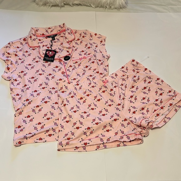 FABULOUS 2 pc Valentines Hearts pajama set Women’s Large - Picture 1 of 13